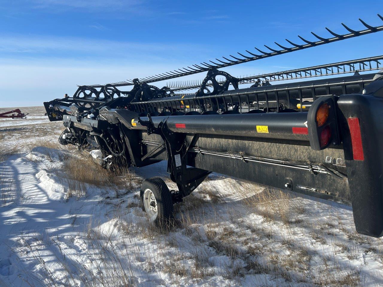 2018 MacDon FD75-40 Header Combine