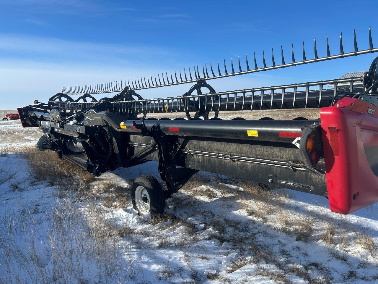 2018 MacDon FD75-40 Header Combine