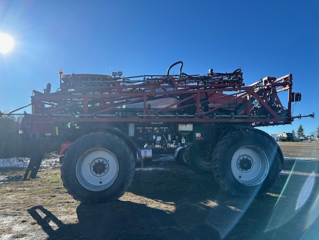 2010 Case IH Patriot 3330 Sprayer/High Clearance