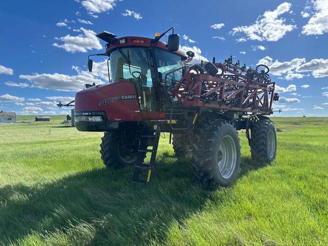 2011 Case IH Patriot 4420 Sprayer/High Clearance