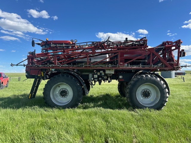 2011 Case IH Patriot 4420 Sprayer/High Clearance