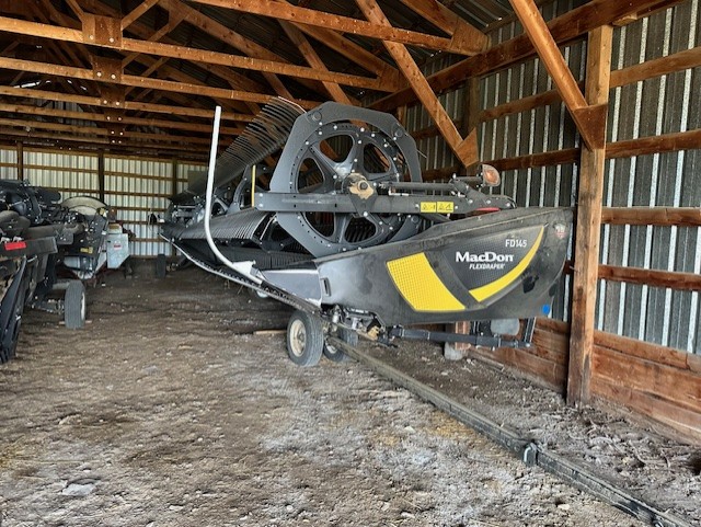 2019 MacDon FD145 Header Combine