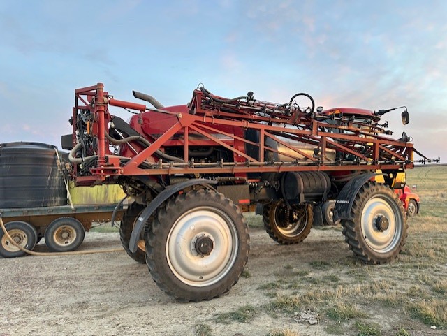 2012 Case IH PAT4430 Sprayer/High Clearance