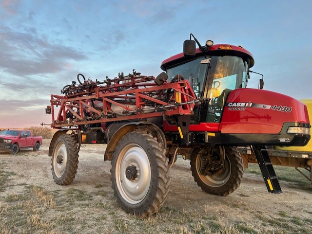 2012 Case IH PAT4430 Sprayer/High Clearance