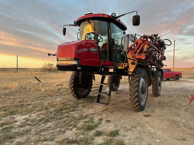 2012 Case IH PAT4430 Sprayer/High Clearance