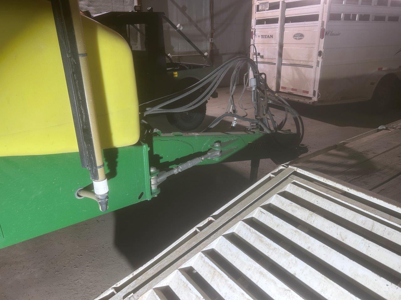 2013 Top Air TA1600 Sprayer