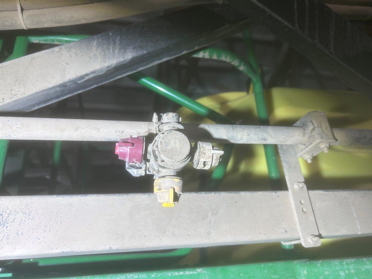 2013 Top Air TA1600 Sprayer