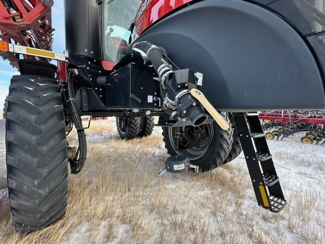 2018 Case IH 5550 Sprayer/High Clearance