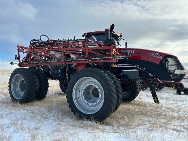 2018 Case IH 5550 Sprayer/High Clearance