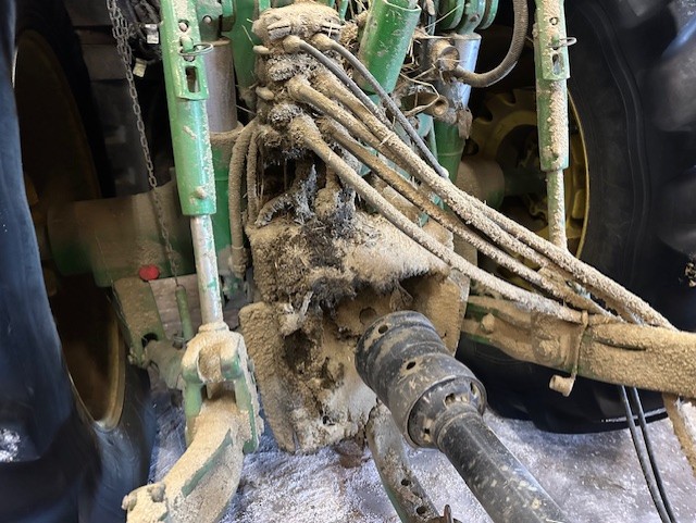 2009 John Deere 7830 Tractor