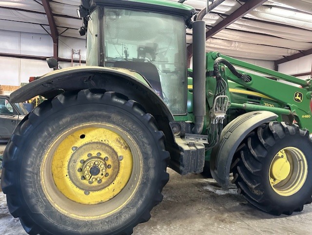 2009 John Deere 7830 Tractor