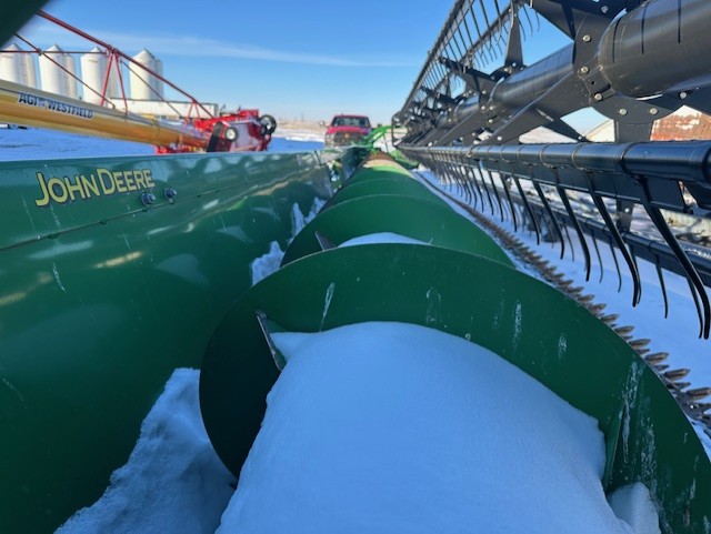 2008 John Deere 635F Header Combine