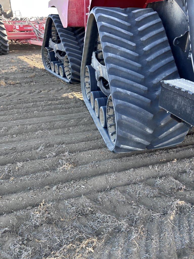 2024 Case IH Steiger 715 AFS Quad Tractor