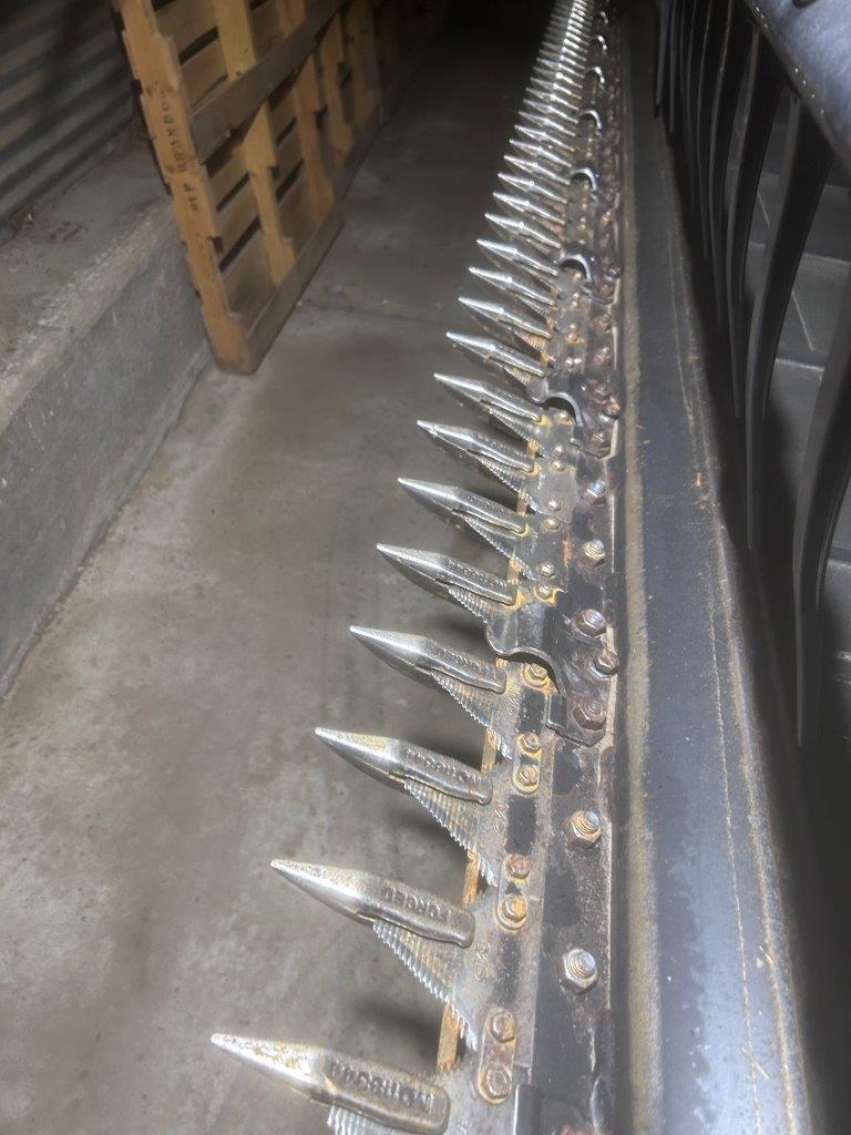 2015 MacDon FD75 Header Draper