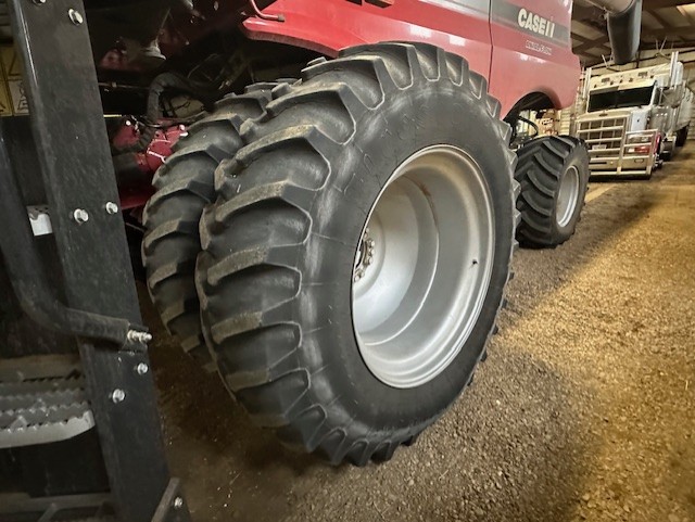 2014 Case IH AF8230 Combine