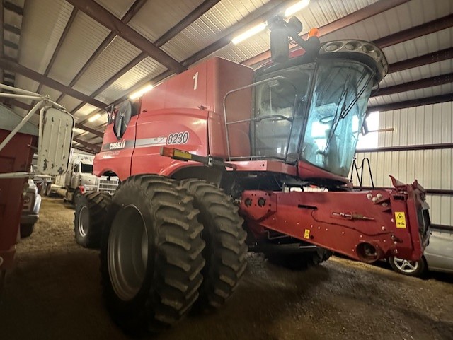 2014 Case IH AF8230 Combine