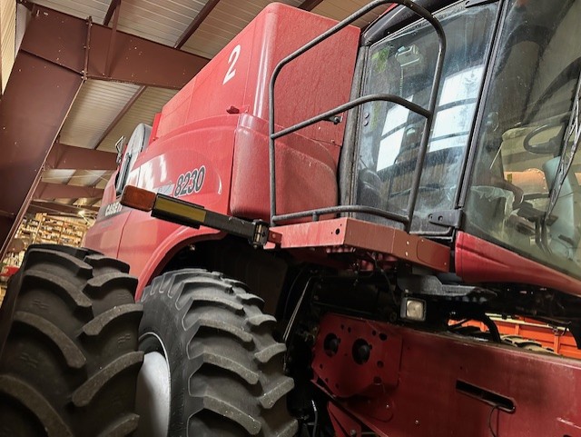 2014 Case IH AF8230 Combine
