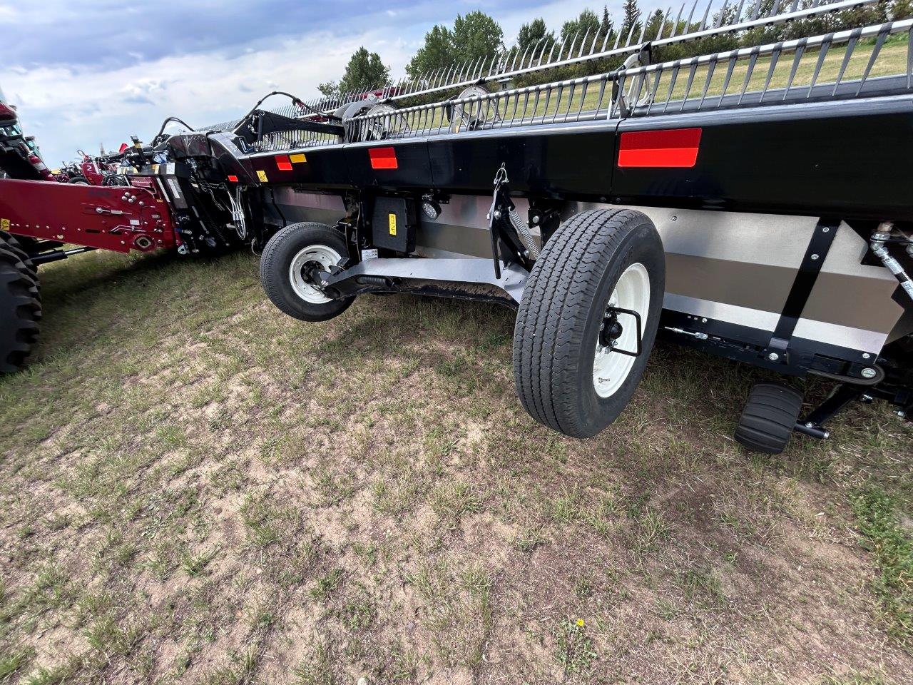 2024 MacDon FD250 Header Combine