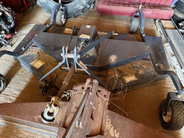 2009 Farm King Y550 Mower/Finishing