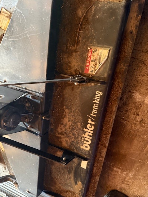 2009 Farm King Y550 Mower/Finishing