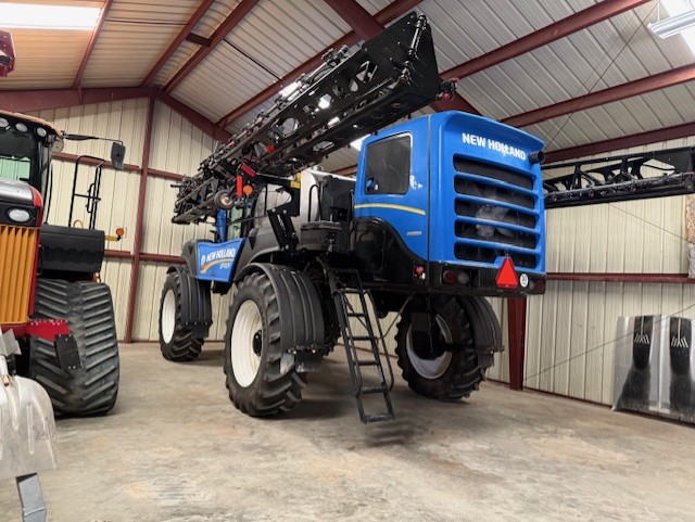 2019 New Holland SP.410F Sprayer/High Clearance