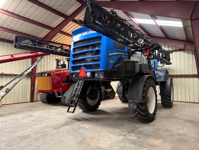 2019 New Holland SP.410F Sprayer/High Clearance