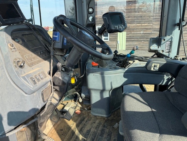 2002 Versatile 2310 Tractor