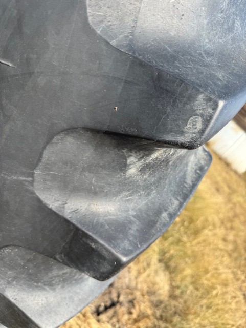 2002 Versatile 2310 Tractor