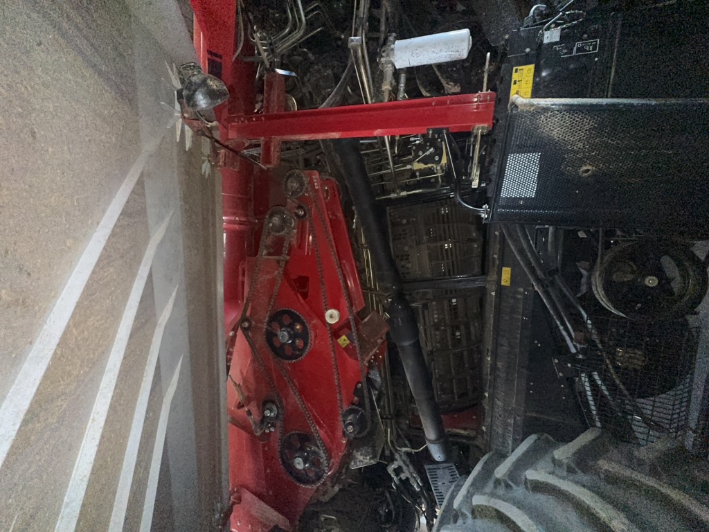 2016 Case IH 9240 Combine