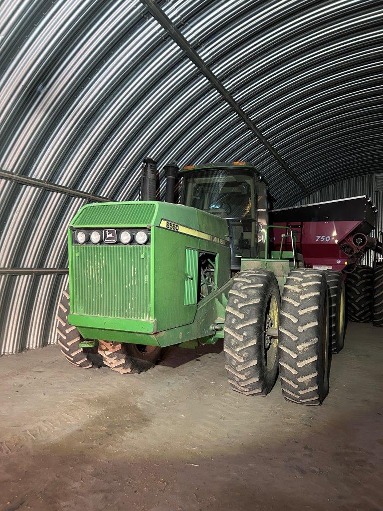 1990 John Deere 8560 Tractor