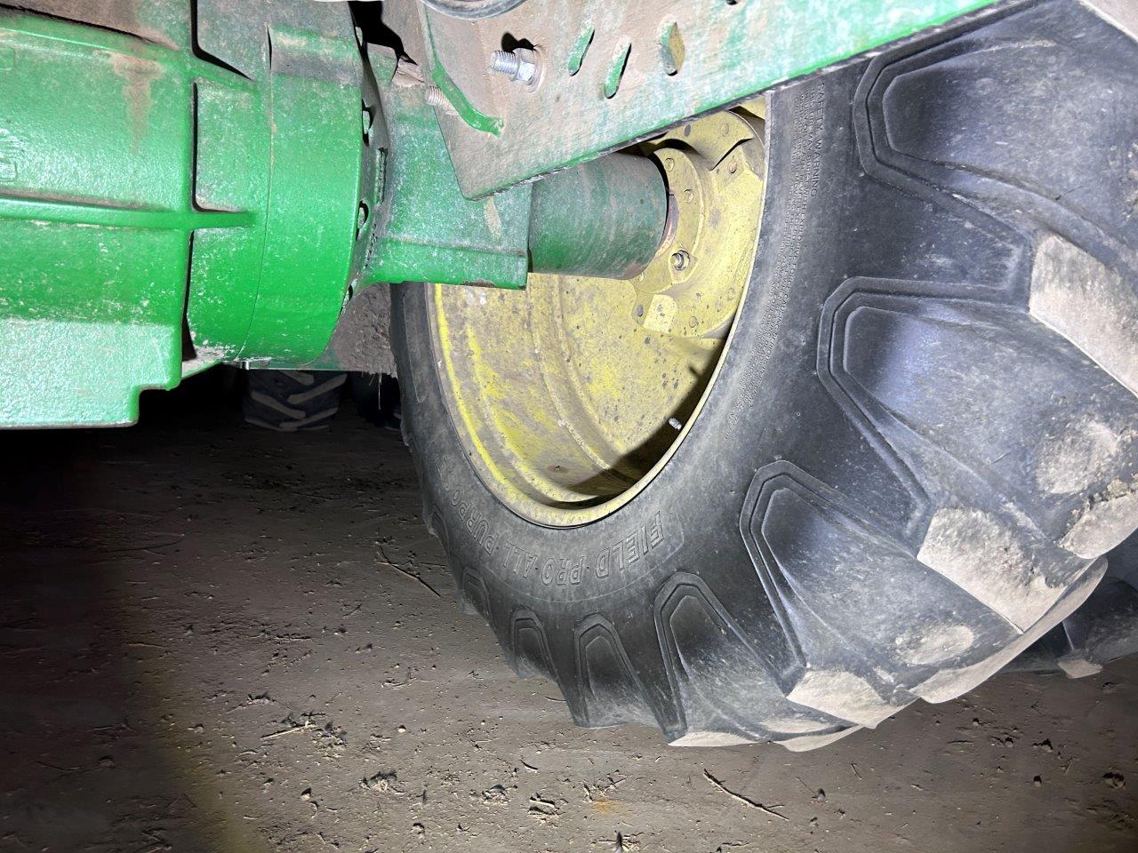 1990 John Deere 8560 Tractor