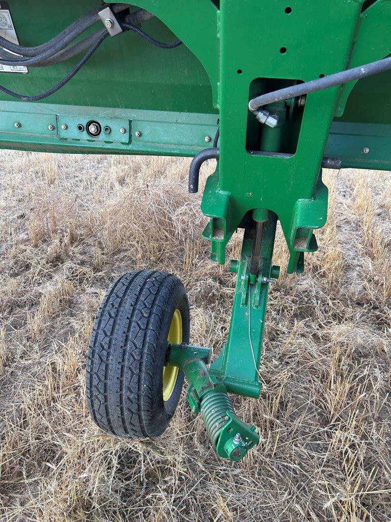 2009 John Deere 635D Header Combine