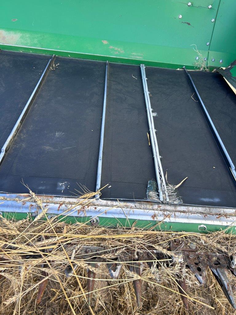 2009 John Deere 635D Header Combine