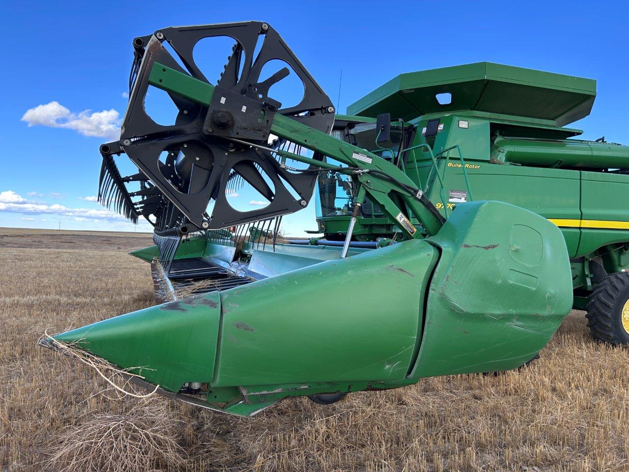 2009 John Deere 635D Header Combine