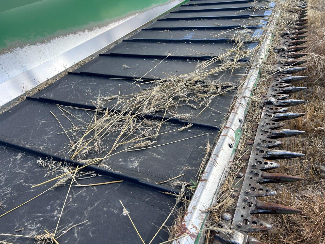 2009 John Deere 635D Header Combine