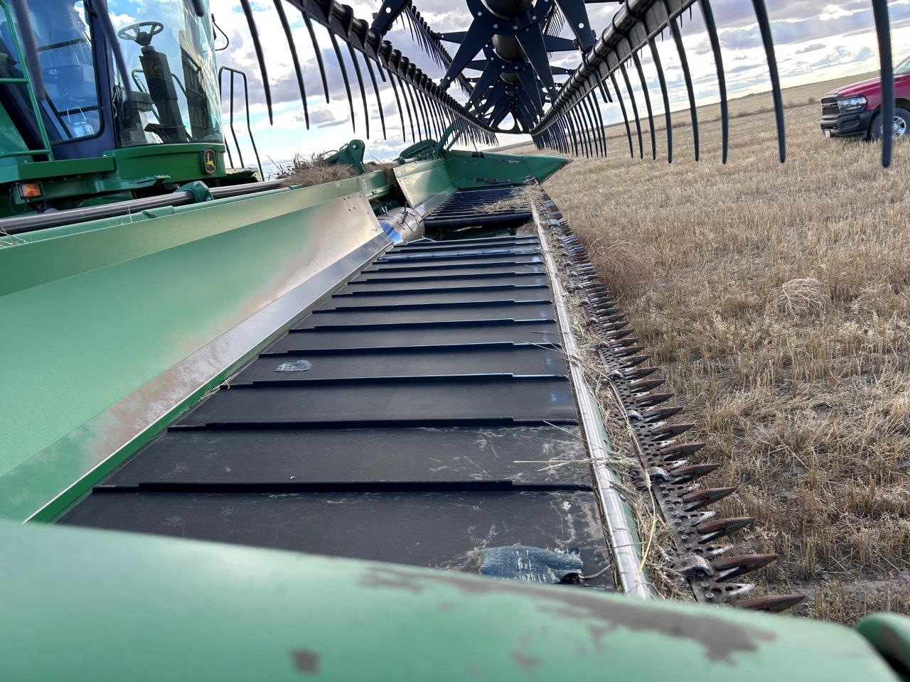 2009 John Deere 635D Header Combine