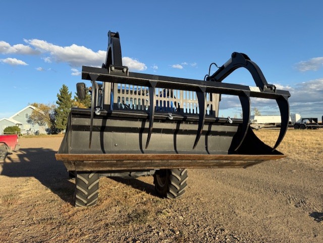 2022 New Holland T7.210 T4B Tractor