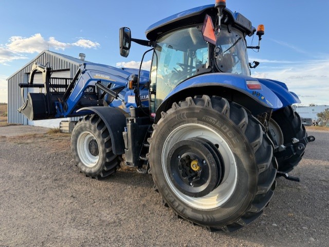 2022 New Holland T7.210 T4B Tractor