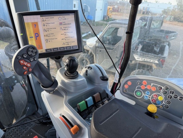 2022 New Holland T7.210 T4B Tractor