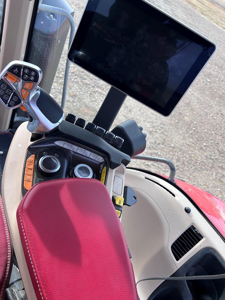 2022 Case IH MAGNUM340 Tractor