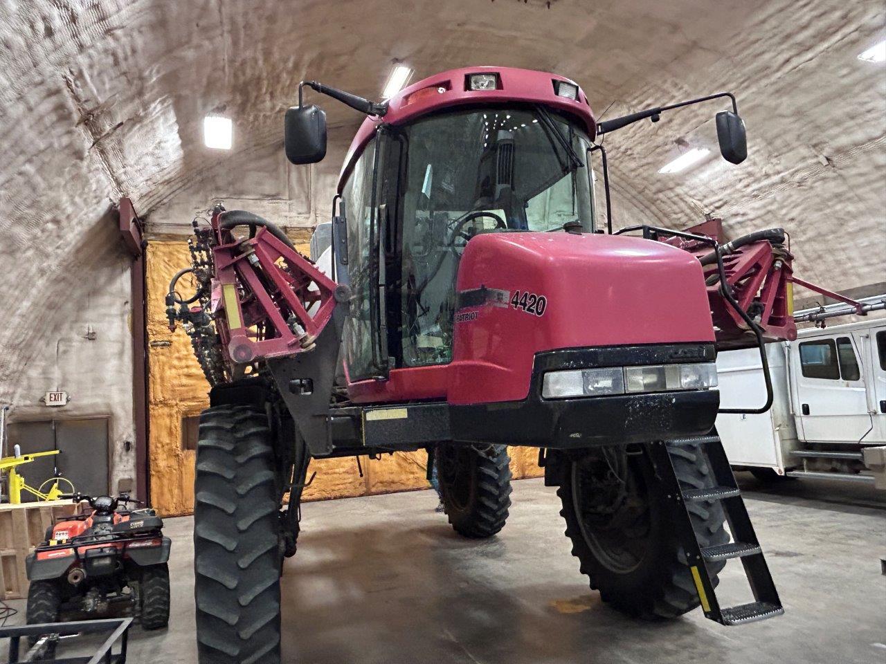 2009 Case IH Patriot 4420 Sprayer/High Clearance