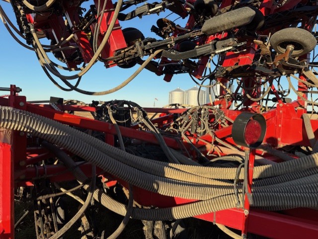 2012 Bourgault 3320XTC/7950 Air Drill
