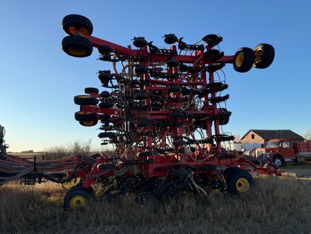 2012 Bourgault 3320XTC/7950 Air Drill