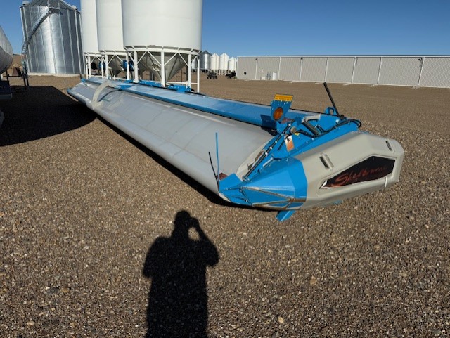 2022 Shelbourne XCV42 Header Stripper