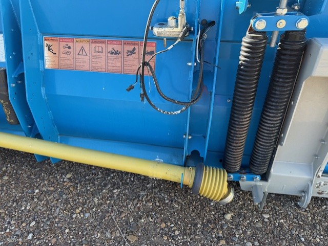 2022 Shelbourne XCV42 Header Stripper