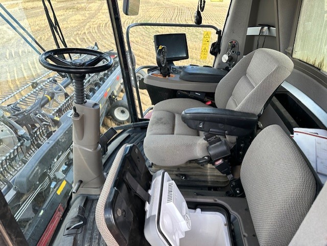 2017 Case IH 9240 Combine