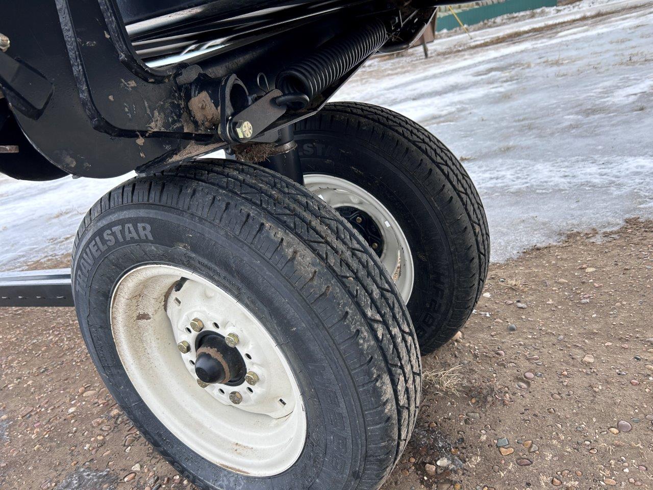 2015 MacDon FD75-45 Header Combine