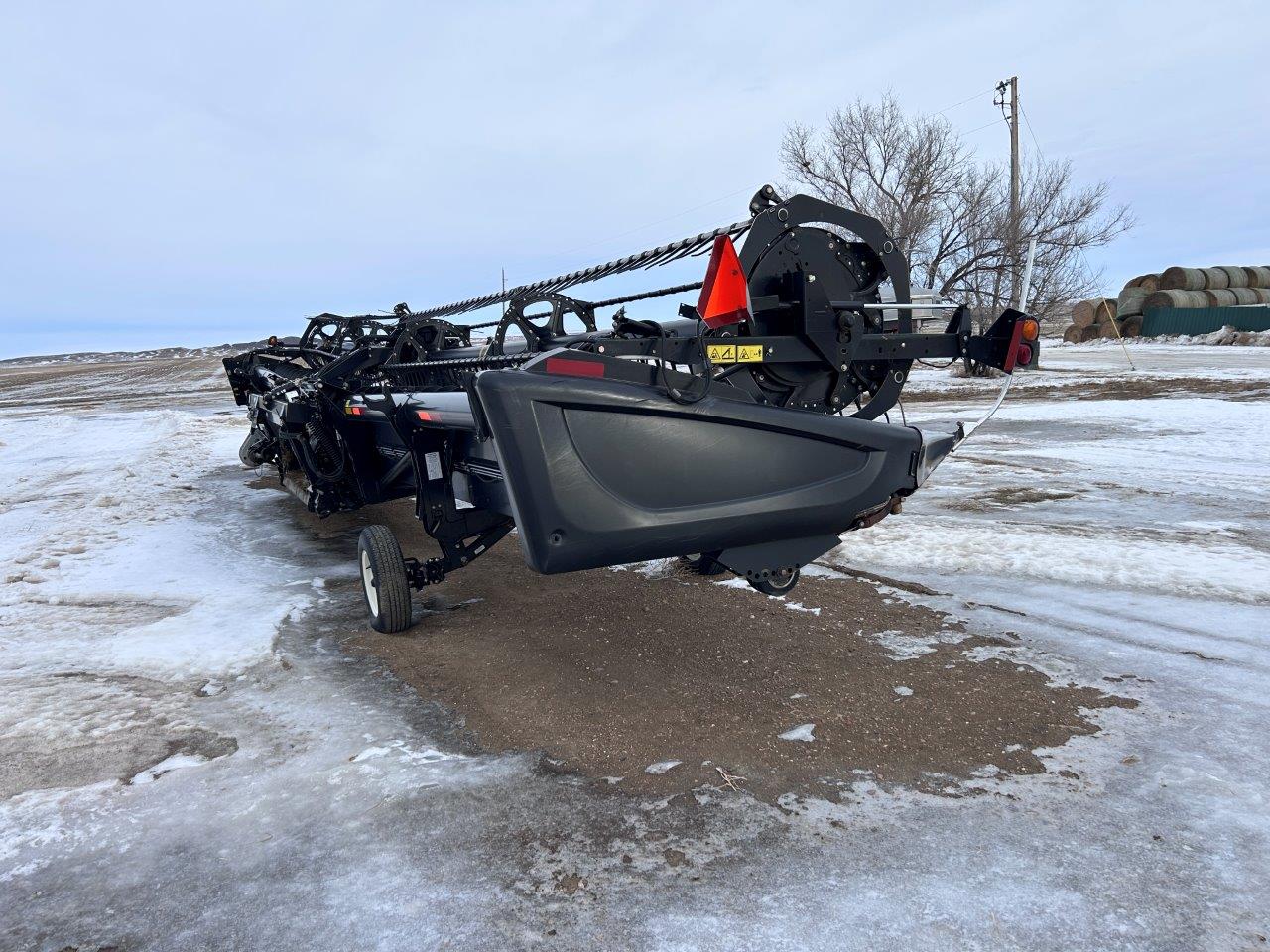 2015 MacDon FD75-45 Header Combine