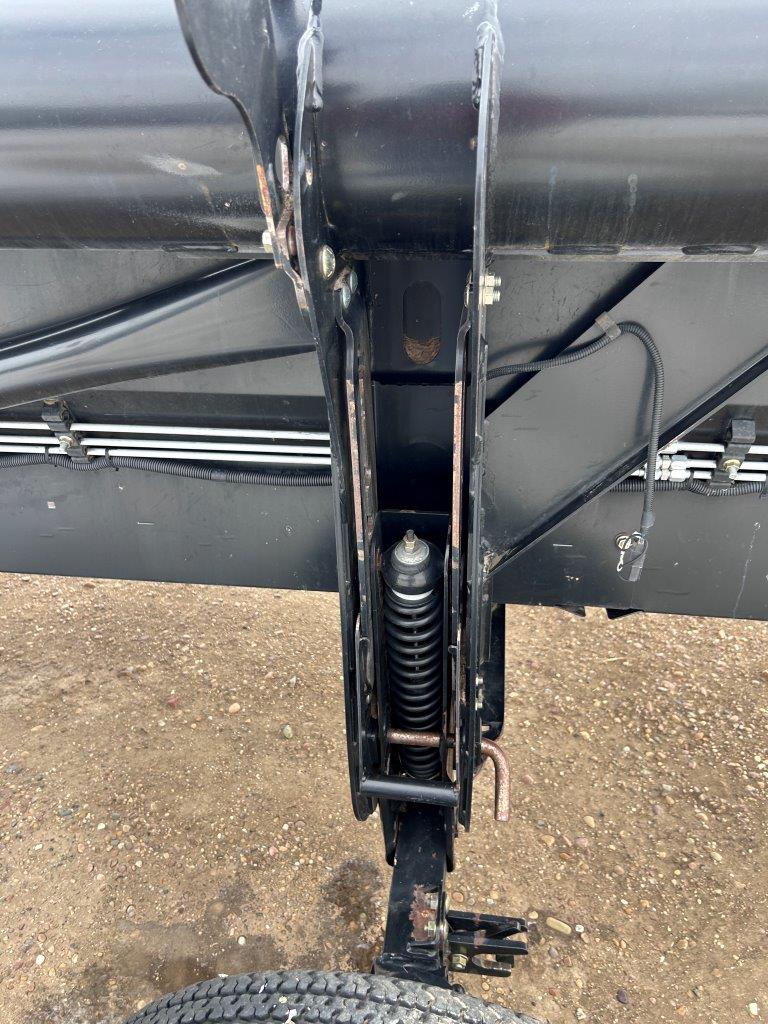 2015 MacDon FD75-45 Header Combine