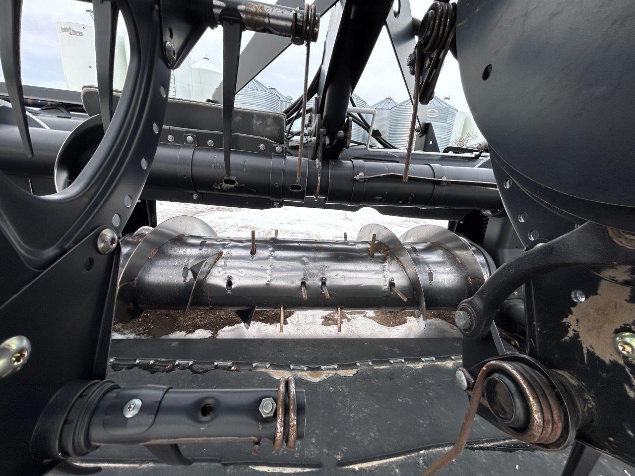 2015 MacDon FD75-45 Header Combine